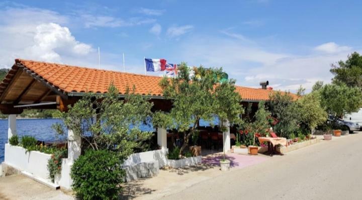 Apartments Sponga Polače المظهر الخارجي الصورة