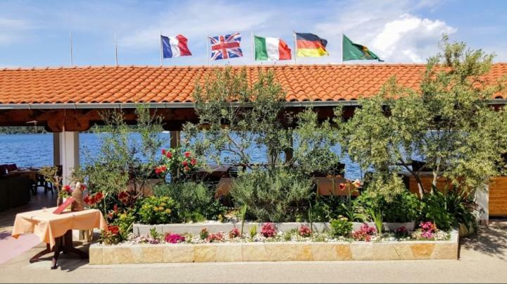 Apartments Sponga Polače المظهر الخارجي الصورة